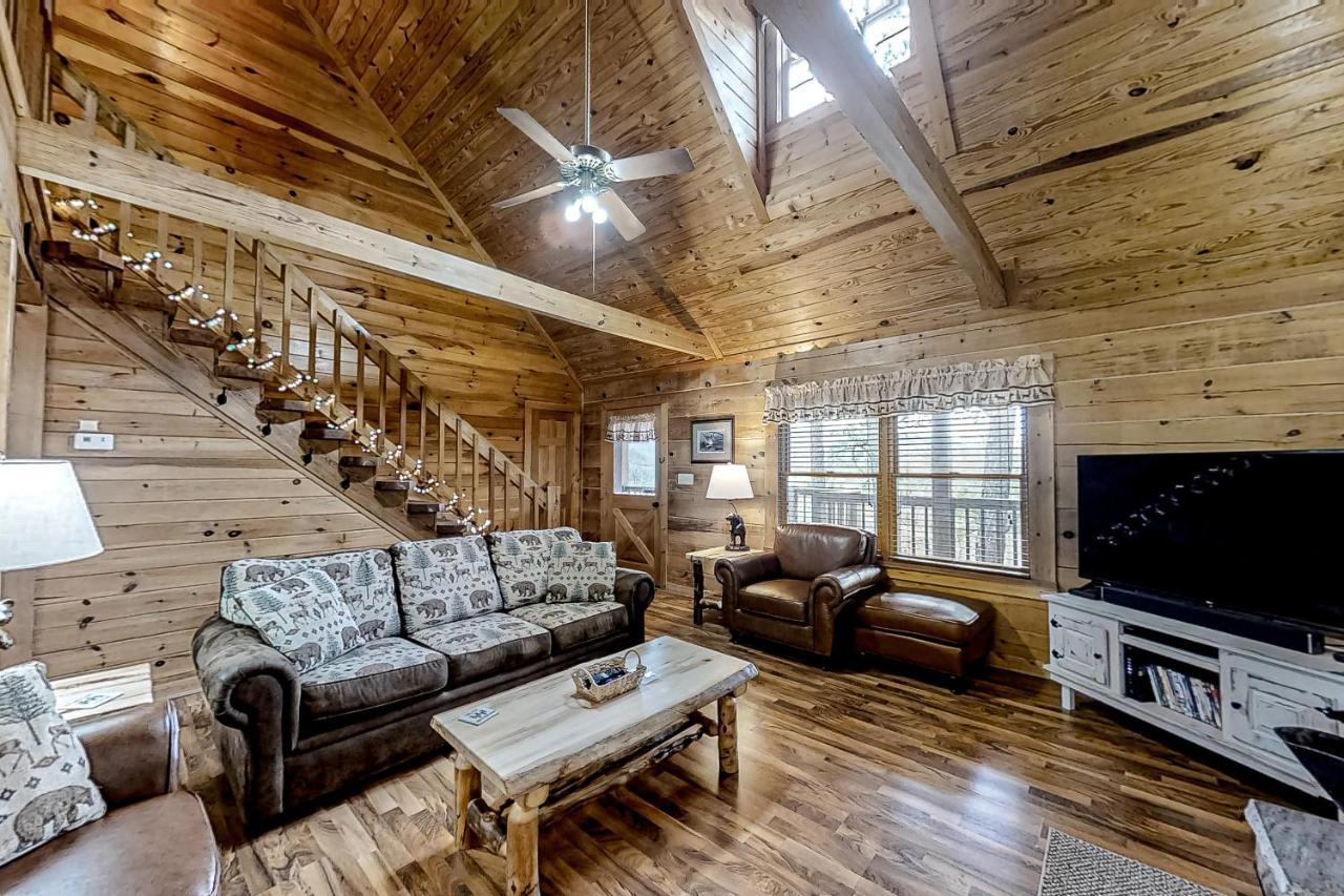 Mountain Lion'S Tales Gatlinburg Exterior foto