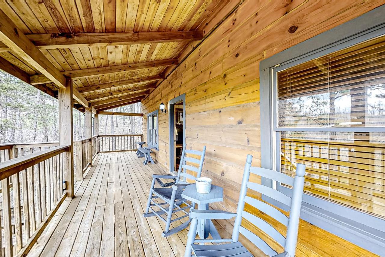 Mountain Lion'S Tales Gatlinburg Exterior foto