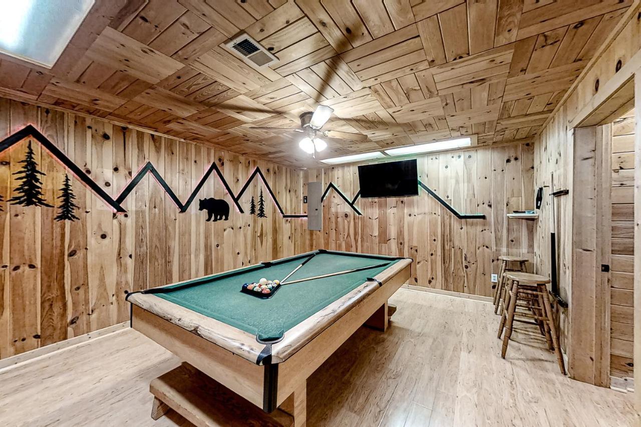 Mountain Lion'S Tales Gatlinburg Exterior foto