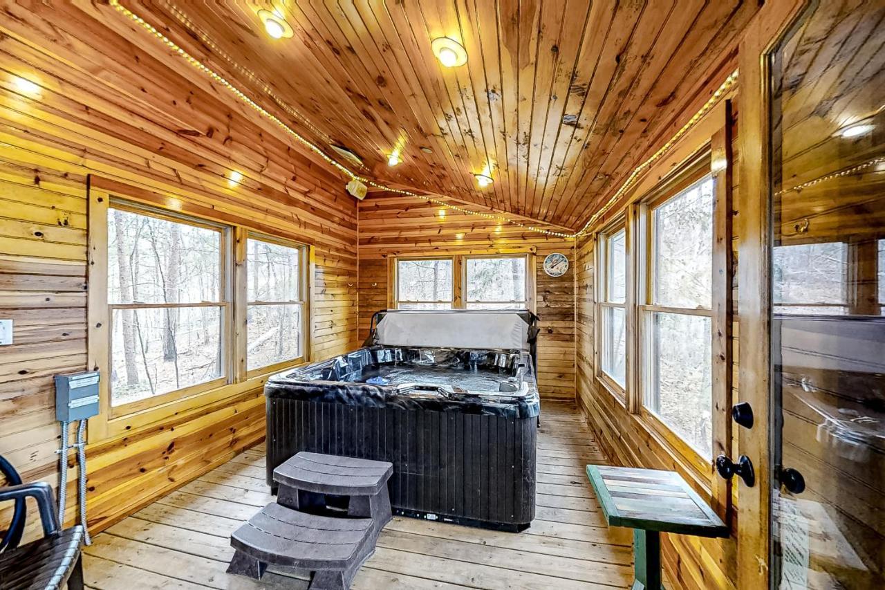 Mountain Lion'S Tales Gatlinburg Exterior foto